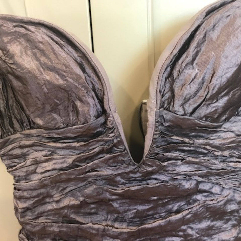 Nicole Miller Crumpled Effect Grey Metalic Dress - Picture 2 of 5